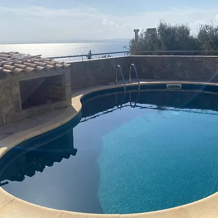 Familiale Piscine Privee Et Magnifique Vue